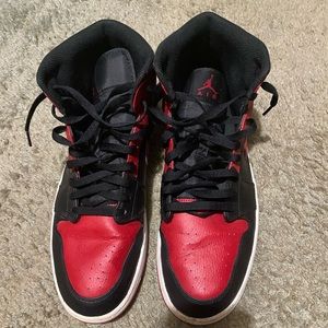 Jordan 1 banned mid, 7/10 condition, no box, good work shoes, OPEN TO OFFERS